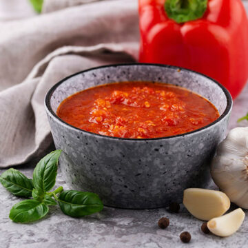 La magia del tomate frito en la cocina española